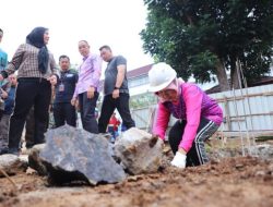 FH Unila Gelar Peletakan Batu Pertama Pembangunan Gedung Peradilan Semu