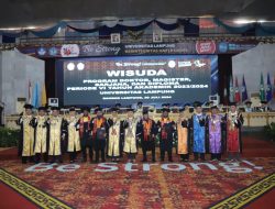 Universitas Lampung Luluskan Dua Mahasiswa Asing Berprestasi Asal Yaman