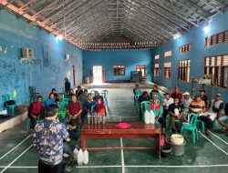 Mahasiswa KKN Unila Kembangkan Produk untuk Menekan Angka Kematian Udang di Desa Bandar Agung