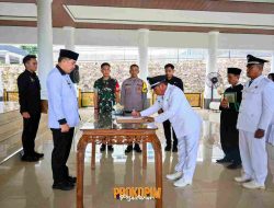 Bupati Dendi Ramadhona Lantik Tiga Penjabat Kepala Desa